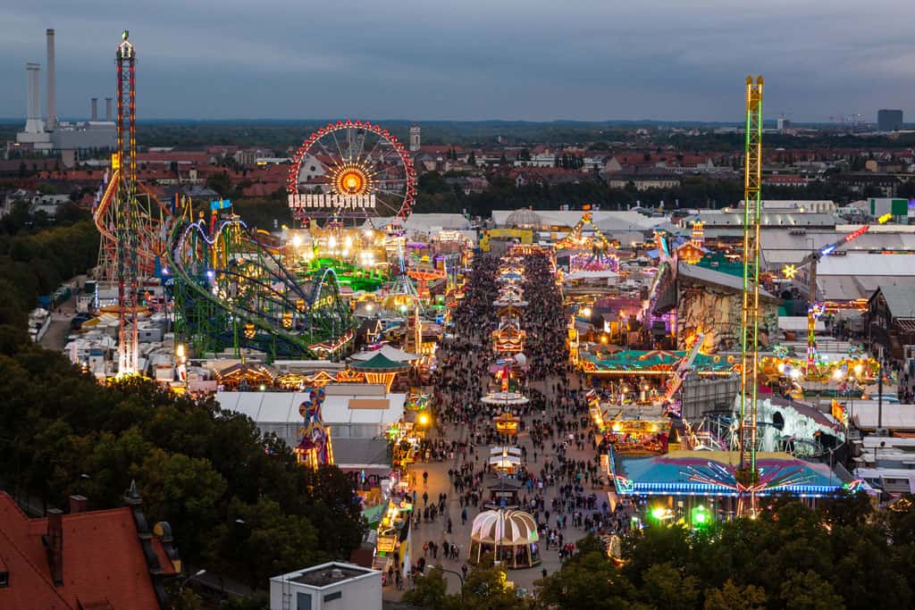 เทศกาล Oktoberfest ประเทศเยอรมัน