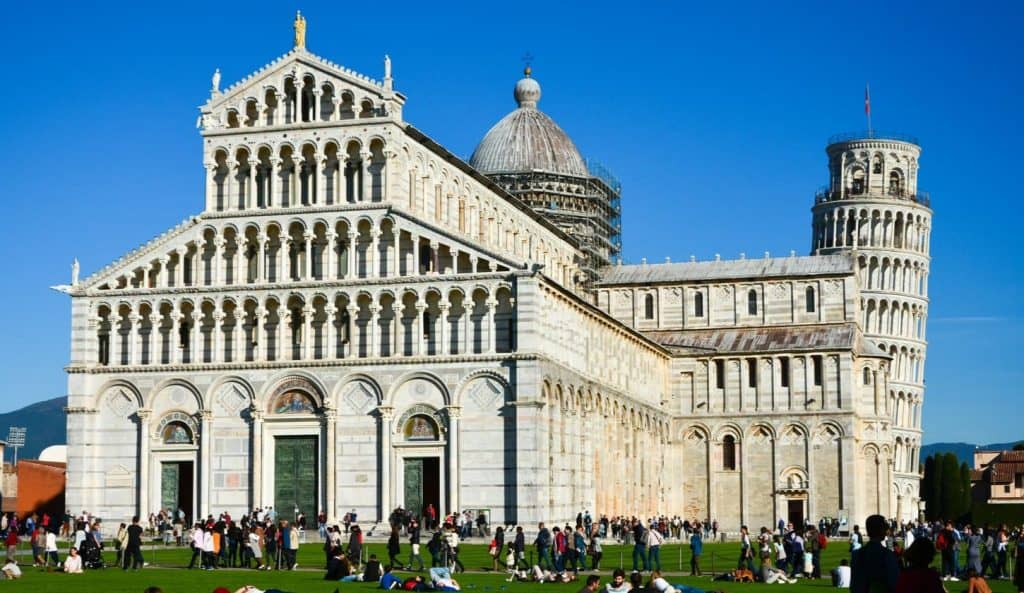 หอเอนปิซ่า ที่เที่ยวอิตาลี