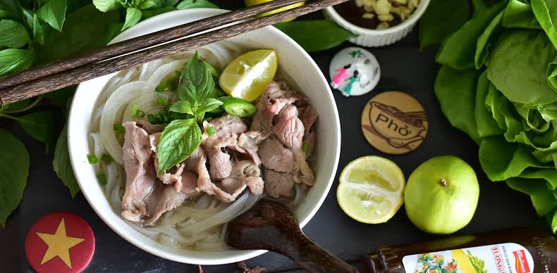 เมนูเด็ดห้ามพลาดเมื่อไปเที่ยวเวียดนาม เฝอ