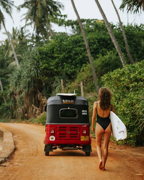 ขับรถเที่ยวเองศรีลังกา TukTuk Rental