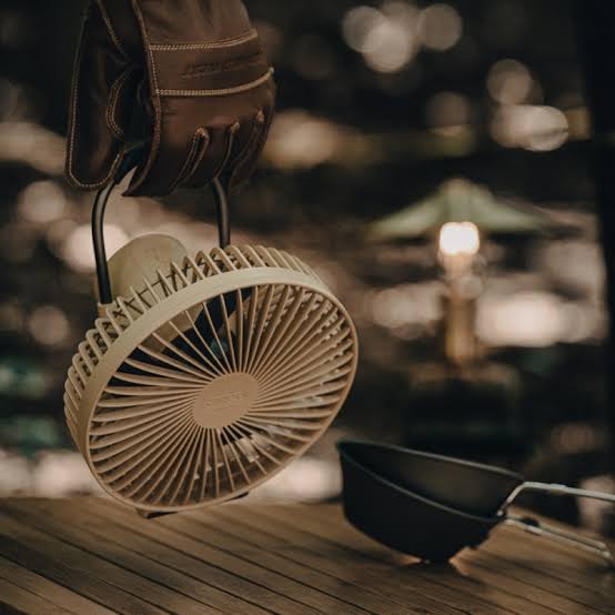 พัดลมแคมป์ปิ้ง