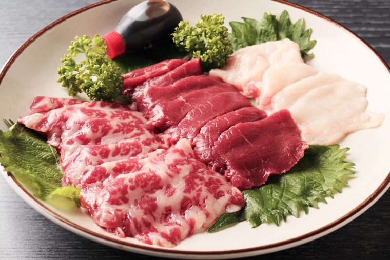 กินไรดี? ที่ อาโอโมริ ญี่ปุ่น บานิกุ (Baniku)