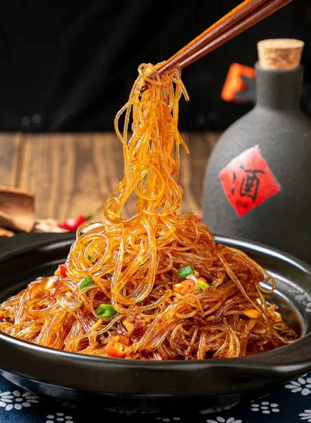 อาหารจีน ผัดวุ้นเส้นจีน