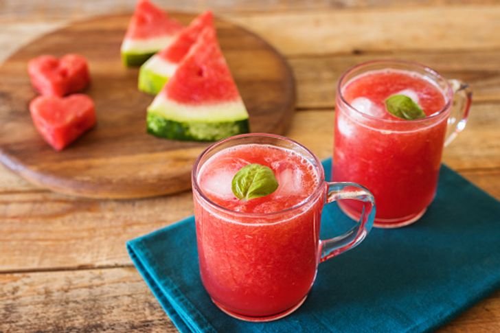 แตงโมปั่น เมนูยอดฮิต ถูกใจนักท่องเที่ยว ชาวต่างชาติ!