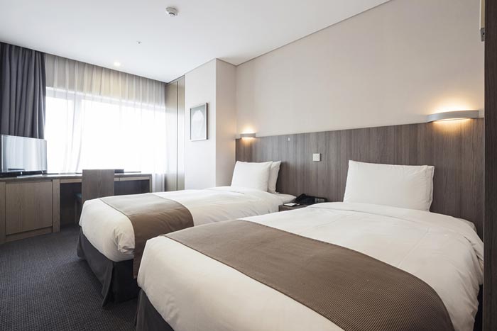 ผ้าห่มในโรงแรม ห่มแบบไหนดี!