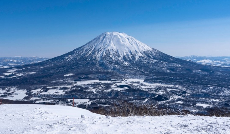 เขาโยเทย์ ฟูจิแห่งฮอกไกโด ประเทศญี่ปุ่น