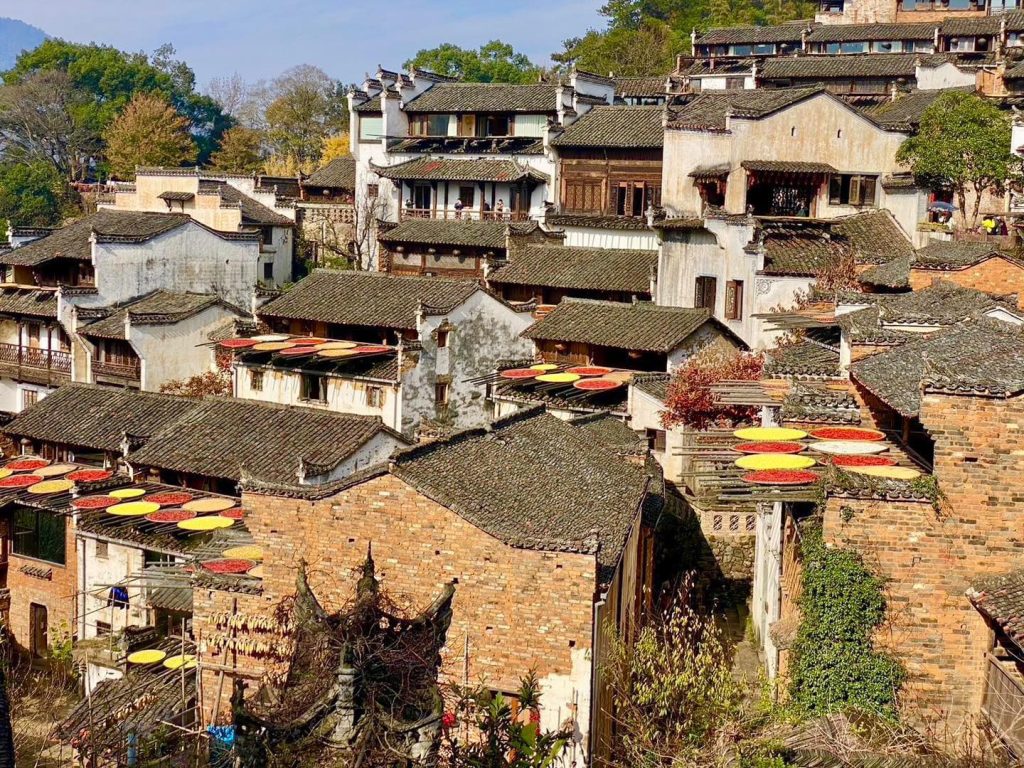 หมู่บ้านหวงหลิ่ง หมู่บ้านตากพริก ประเทศจีน