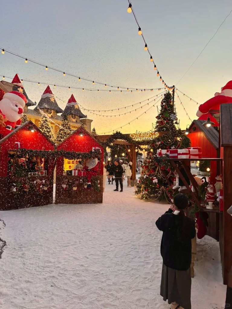 หมู่บ้านซานต้ากลางเซินเจิ้น กับคาเฟ่ BLUE CONCEPT Cafe & Farm