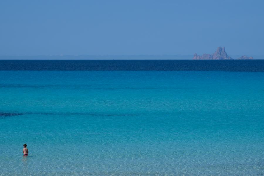 เกาะอิบิซา (Ibiza) และเกาะฟอร์เมนเตรา (Formentera)