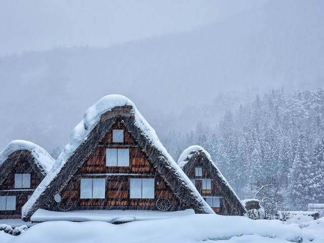 หมู่บ้านชิราคาวาโกะ ญี่ปุ่น