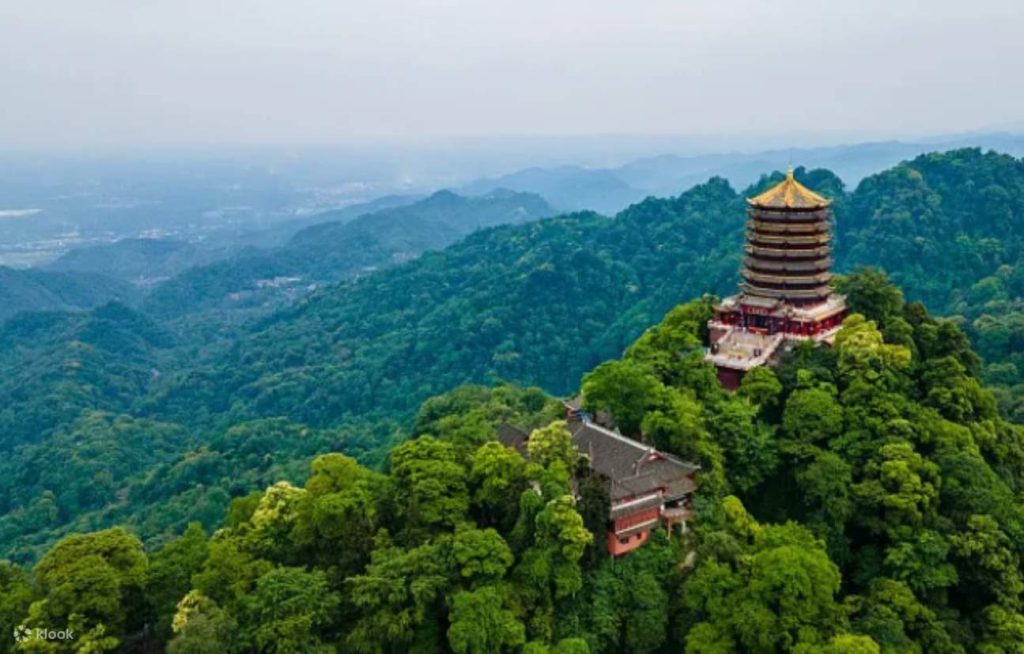 เที่ยวเฉิงตู ตามรอยบ้านเกิดจ้าวลู่ซือ