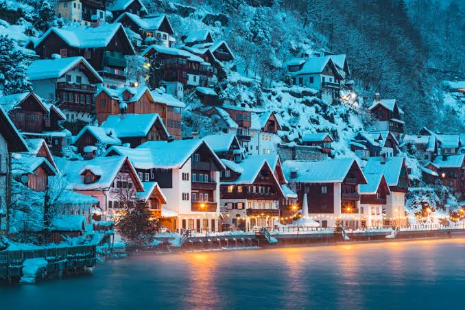 ฮัลล์สตัทท์ หมู่บ้านริมทะเลสาบแห่งออสเตรีย