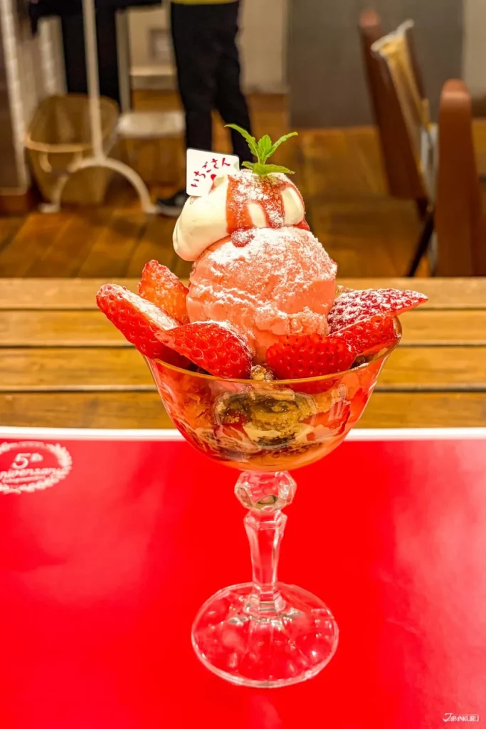 เที่ยวเทศกาลสตรอว์เบอร์รี่ Ichigosando คาเฟ่ ย่านโอโมเตะซันโด โตเกียว!