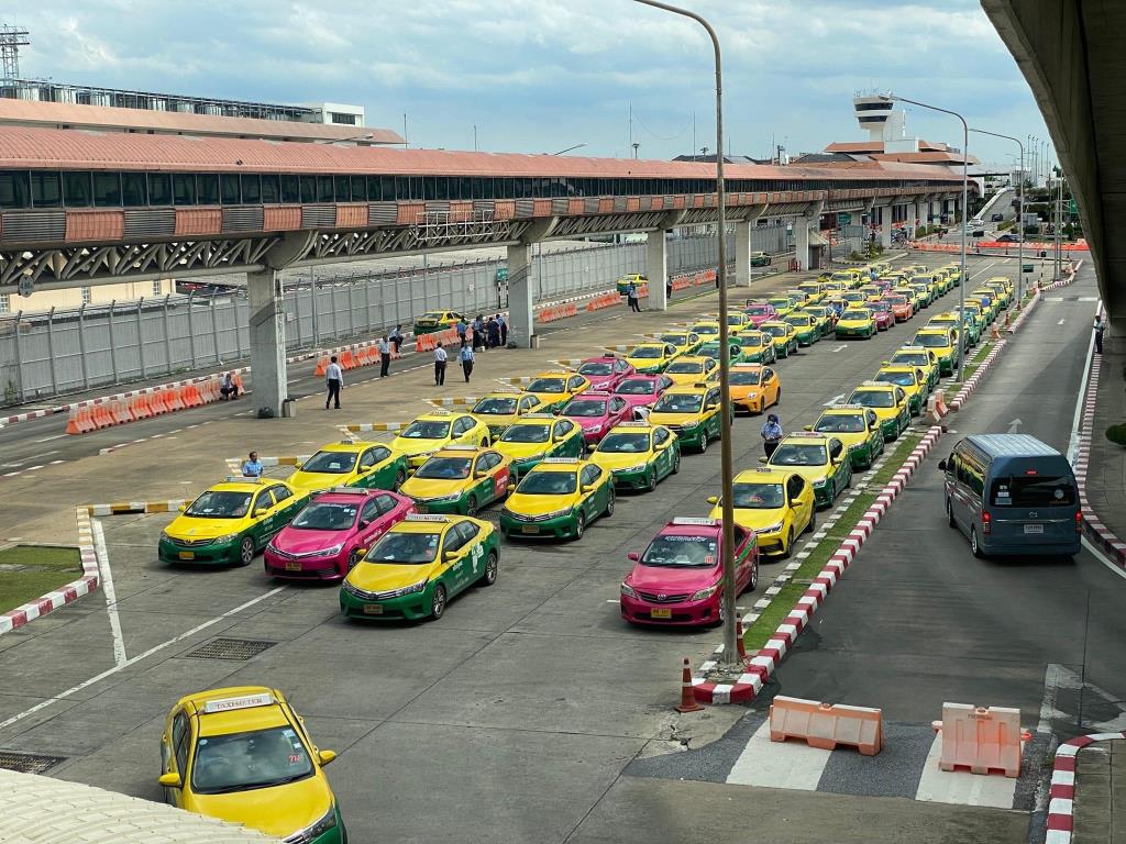 จุดขึ้นแท็กซี่ สนามบินดอนเมือง ห้ามรถไม่มีผู้โดยสารเข้าสนามบินแล้ว!