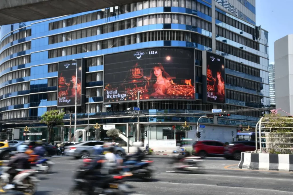 ตามหา ลิซ่า ทั่วไทย ตามแลนด์มาร์ค feel all the feelings!