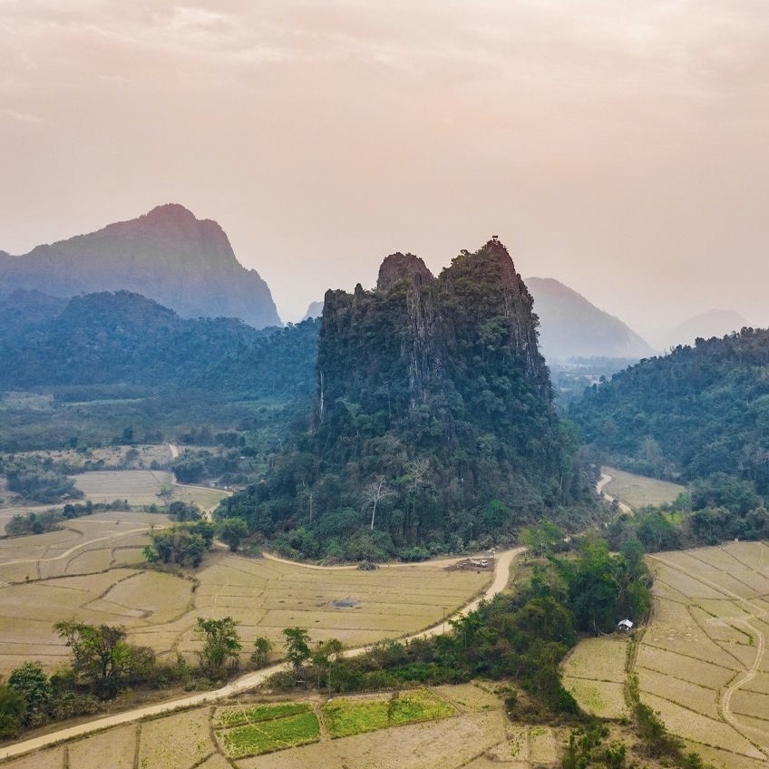 ผาหนามไซ ประเทศลาว