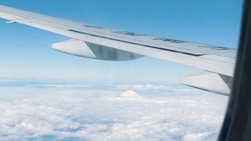 ทริคเห็น ฟูจิ จากบนเครื่องบิน ต้องนั่งฝั่งไหน?