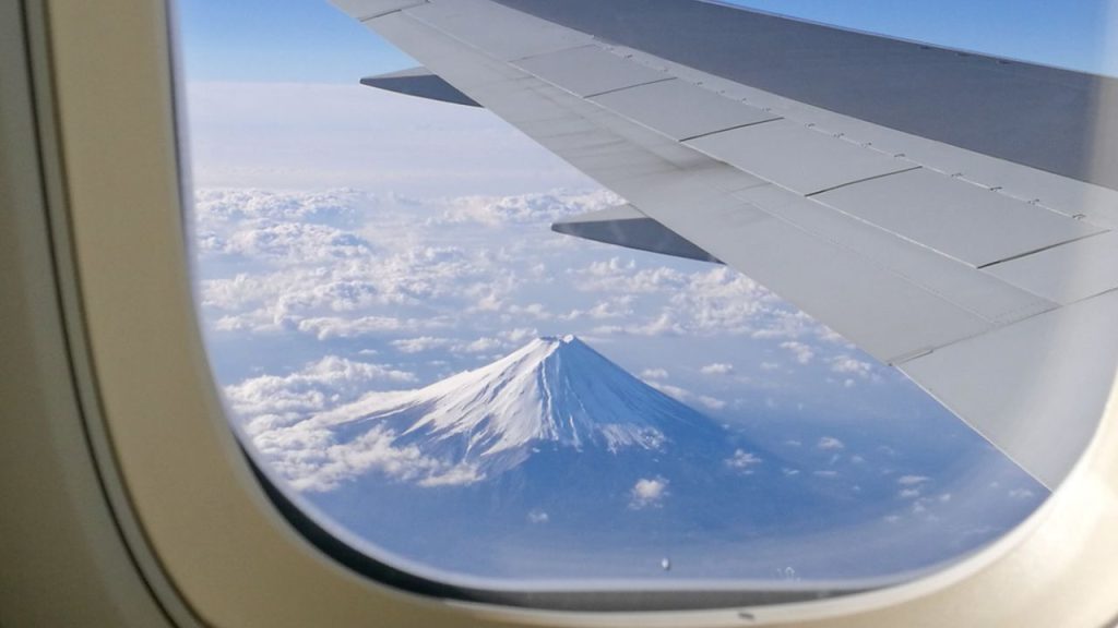 ทริคเห็น ฟูจิ จากบนเครื่องบิน ต้องนั่งฝั่งไหน?