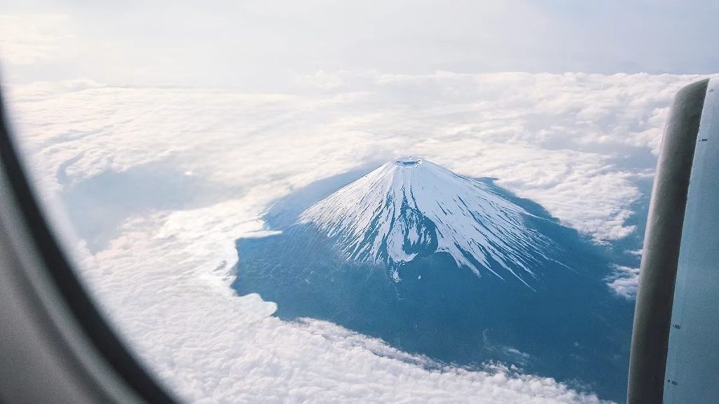 ทริคเห็น ฟูจิ จากบนเครื่องบิน ต้องนั่งฝั่งไหน?