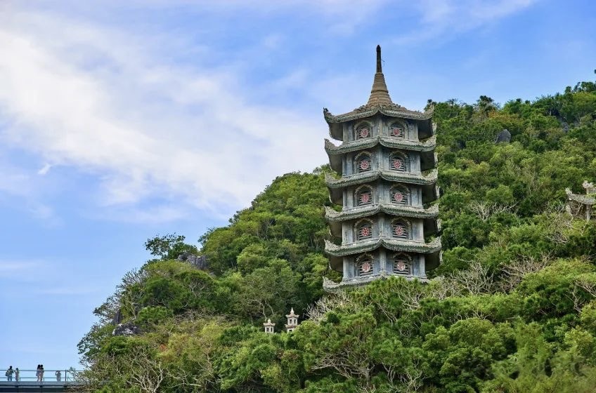 เที่ยวเวียดนาม ภูเขาหินอ่อน ดานัง