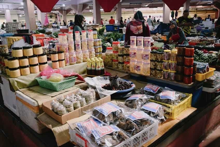 ตลาดเช้าปาซาร์สิติคาดิจะห์ Pasar Siti Khadijah Morning Market มาเลเซีย