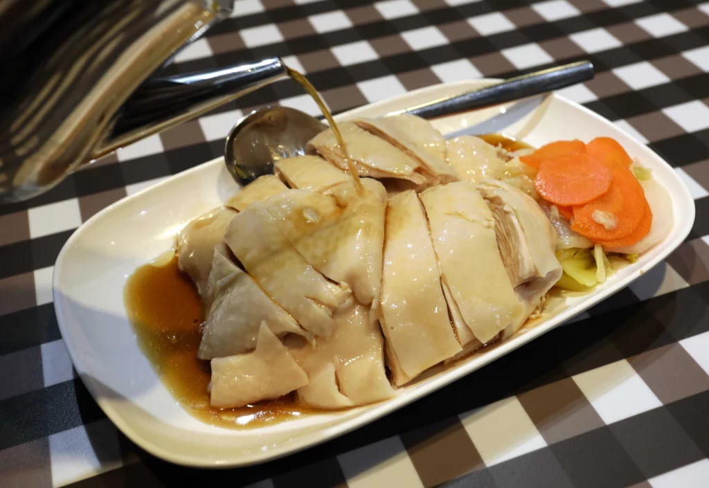 เที่ยว สิงคโปร์ ห้ามพลาด บุญตงกี่ ข้าวมันไก่ชื่อดัง!