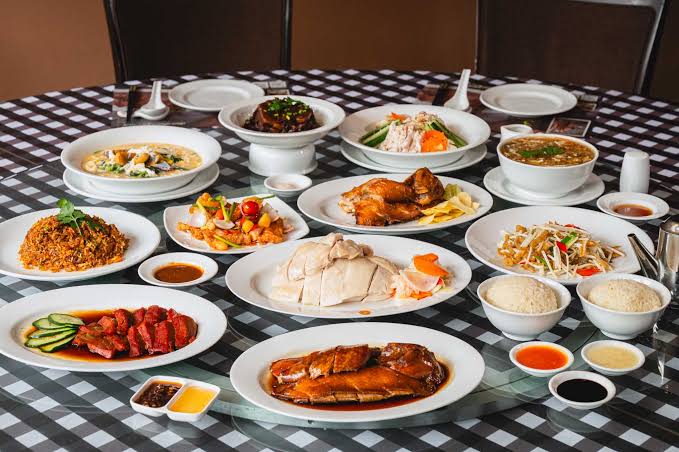 เที่ยว สิงคโปร์ ห้ามพลาด บุญตงกี่ ข้าวมันไก่ชื่อดัง!