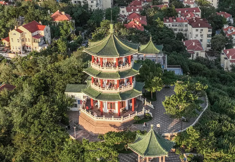 เที่ยว ภูเขาเสี้ยวหยูซาน เมืองชิงเต่า สวนยอดเขาแห่งศิลปะสี่สี!