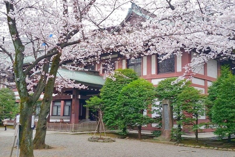 ศาลเจ้ายาสุคุนิ (Yasukuni Shrine) เที่ยวโตเกียว เที่ยวญี่ปุ่น ทัวร์โตเกียว ทัวร์ญี่ปุ่น