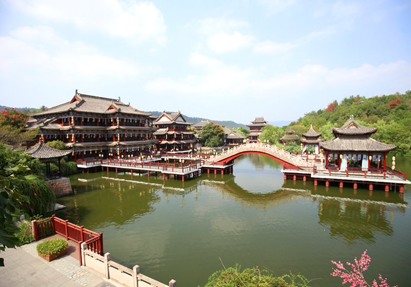เหิงเตี้ยน เวิลด์ สตูดิโอ ( Hengdian World Studios )
