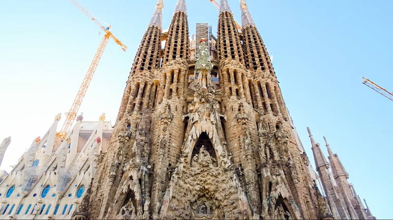 Sagrada Familia มหาวิหารบาร์เซโลนา