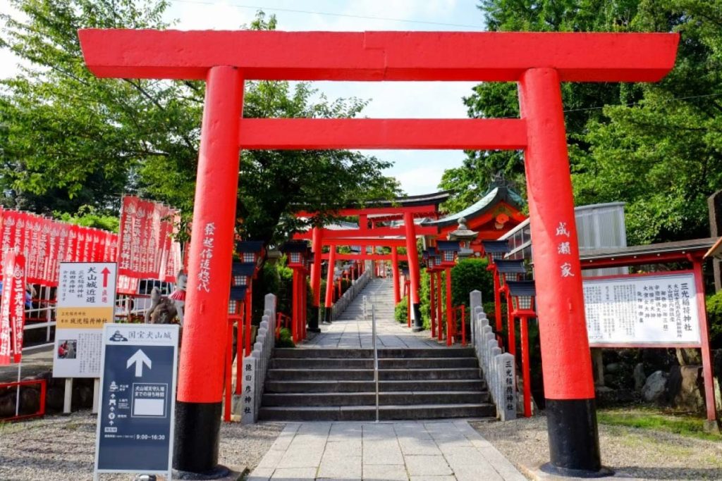 ศาลเจ้าซังโคอินาริ Sanko Inari Shrine เที่ยวญี่ปุ่น ทัวร์ญี่ปุ่น