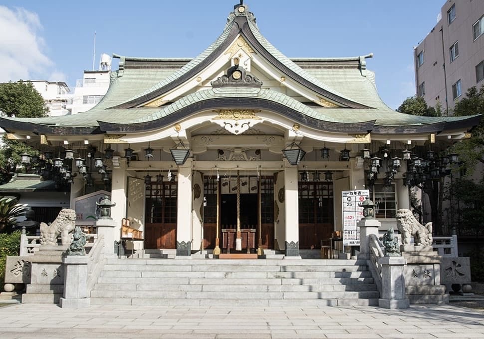 ศาลเจ้านัมบะ ยาซากะ Namba Yasaka Shrine ที่เที่ยวโอซาก้า ที่เที่ยวญี่ปุ่น ทัวร์โอซาก้า ทัวร์ญี่ปุ่น