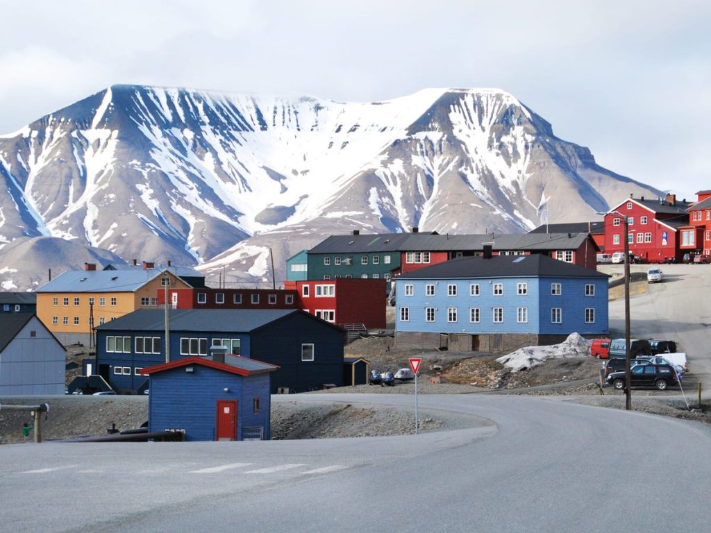 ลองเยียร์เบียน หรือ ลองเยียร์บีเยน Longyearbyen หมู่เกาะสฟาลบาร์ด Svalbard เที่ยวนอร์เวย์ ทัวร์นอร์เวย์