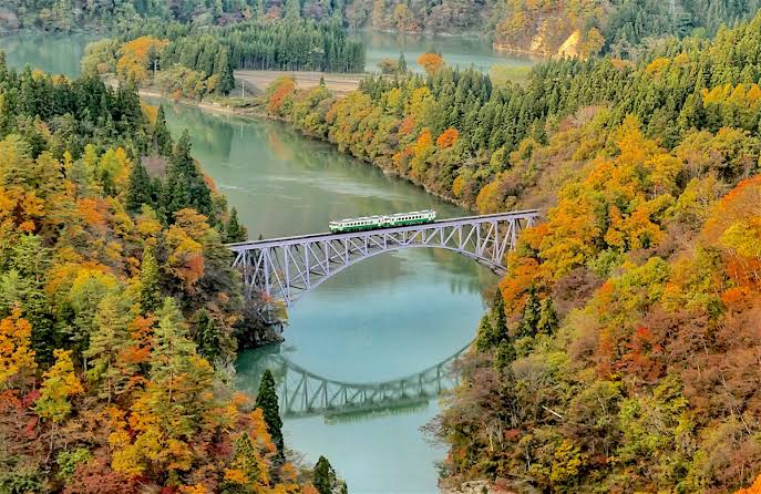 จุดชมวิวสะพานข้ามแม่น้ำทาดามิ แห่งที่ 1 (Tadami River First Bridge Viewpoint) เที่ยวฟุกุชิมะ เที่ยวญี่ปุ่น ทัวร์ฟุกุชิมะ ทัวร์ญี่ปุ่น