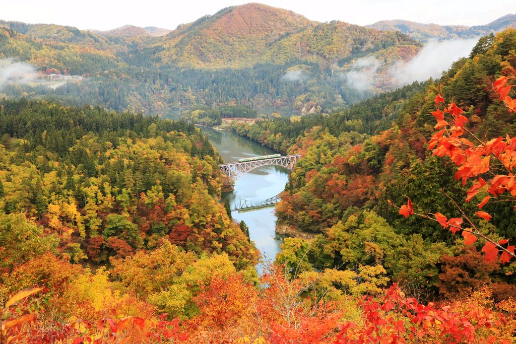 จุดชมวิวสะพานข้ามแม่น้ำทาดามิ แห่งที่ 1 (Tadami River First Bridge Viewpoint) เที่ยวฟุกุชิมะ เที่ยวญี่ปุ่น ทัวร์ฟุกุชิมะ ทัวร์ญี่ปุ่น