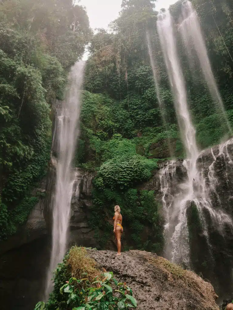 น้ำตกเซกุมปุล (Sekumpul Waterfall) เที่ยวบาหลี เที่ยวอินโดนีเซีย ทัวร์บาหลี ทัวร์อินโดนีเซีย