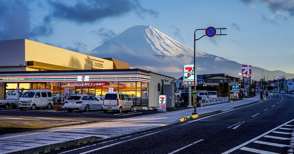 ร้านสะดวกซื้อ 7-Eleven, FamilyMart, Lawson เจ้าไหนชนะใจคนญี่ปุ่น?