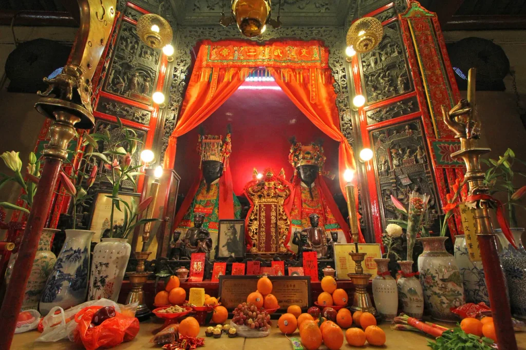 วัดหมั่นโหมว (Man Mo Temple) วัดฮ่องกง เที่ยวฮ่องกง
