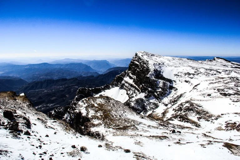 ภูเขาหิมะเจียวจื่อ ( Jiaozi Snow Mountain หรือ 轿子雪山 ) เที่ยวคุนหมิง เที่ยวจีน