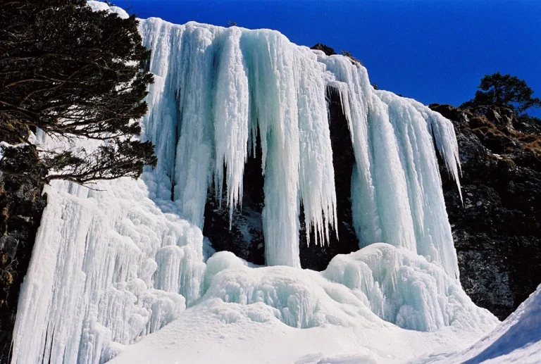 ภูเขาหิมะเจียวจื่อ ( Jiaozi Snow Mountain หรือ 轿子雪山 ) เที่ยวคุนหมิง เที่ยวจีน