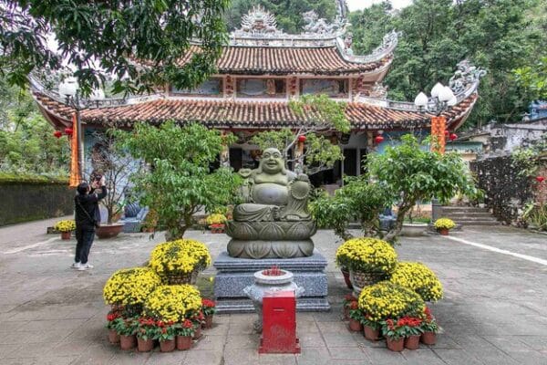 ภูเขาหินอ่อน หรือ Marble Mountains ที่เที่ยวดานัง ที่เที่ยวเวียดนาม ทัวร์ดานัง ทัวร์เวียดนาม
